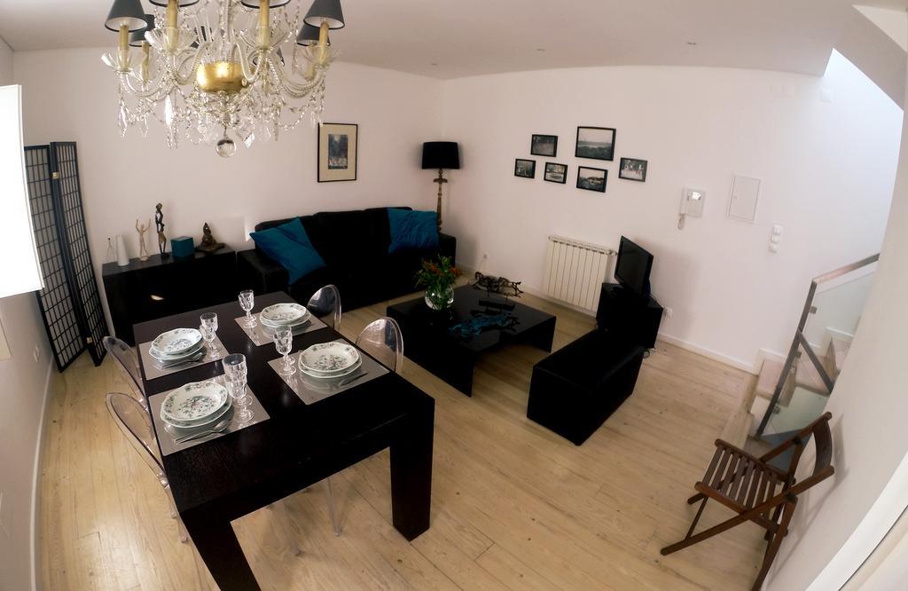 Triplex With Garage - Praca Das Flores Лиссабон Номер фото